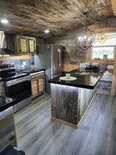 7223 Neiman Rd, Unit Sunday House in Brookshire, TX - Building Photo - Building Photo