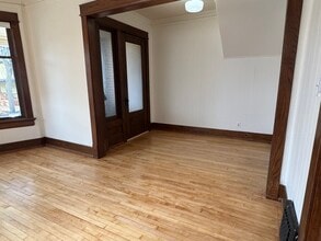 2992 S Wentworth Ave in Milwaukee, WI - Foto de edificio - Building Photo