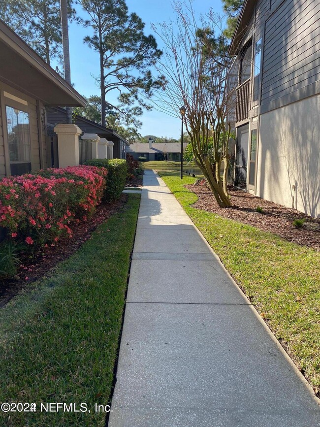 109 Cranes Lake Dr in Ponte Vedra Beach, FL - Foto de edificio - Building Photo