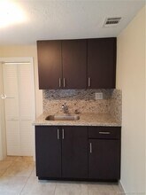 1632 NE 183rd St-Unit -S in Miami, FL - Building Photo - Building Photo