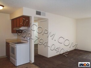 3100 S Federal Blvd in Denver, CO - Foto de edificio - Building Photo