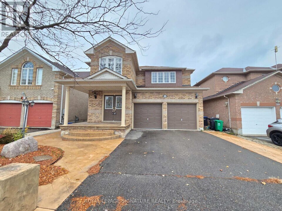 181 Brisdale Dr in Brampton, ON - Building Photo