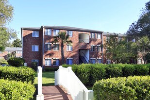 Sabal Palms Apartment Homes