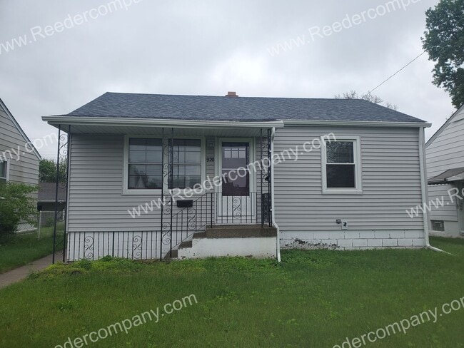 property at 920 169th Pl
