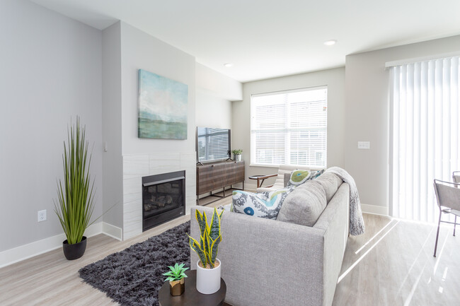 Hanover Townhomes of Caledonia in Caledonia, MI - Foto de edificio - Interior Photo