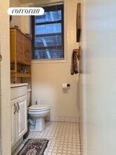 532 W 50th St in New York, NY - Building Photo - Building Photo