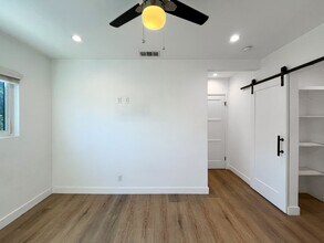 3795 Rosewood Ave in Los Angeles, CA - Building Photo - Building Photo