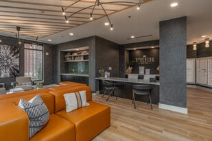 Peer on 7th Student Living in Columbus, OH - Building Photo