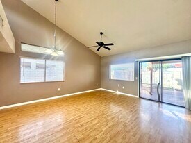 7537 E Liana Dr in Tucson, AZ - Building Photo