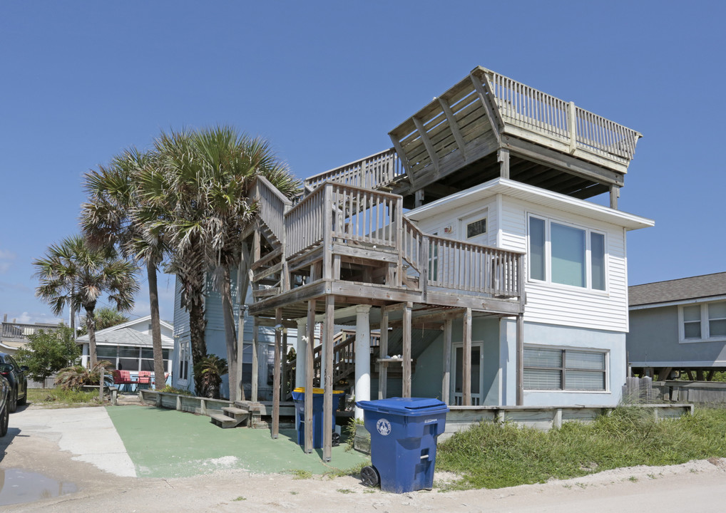 535 Ocean Ave in Fernandina Beach, FL - Building Photo