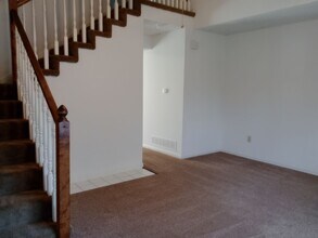 210-210 Nikki Way in Columbia, MO - Building Photo - Building Photo