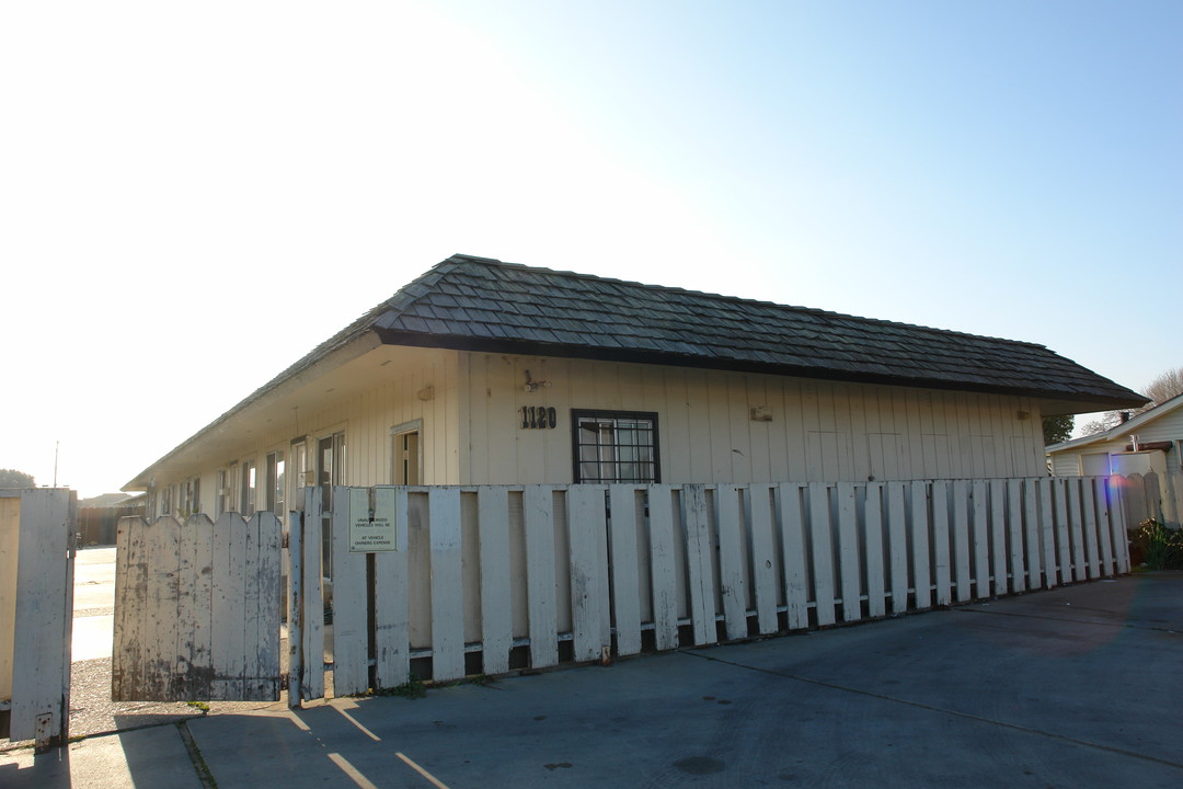 1120 C St in Salinas, CA - Building Photo