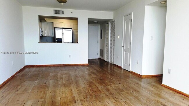 property at 1800 Sunset Harbour Dr