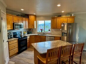 1078 W 800 N in Lehi, UT - Building Photo - Building Photo