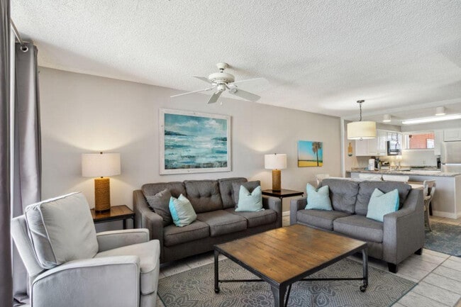 633 W Beach Blvd