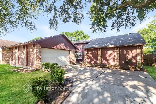 property at 3543 Windmoor Dr