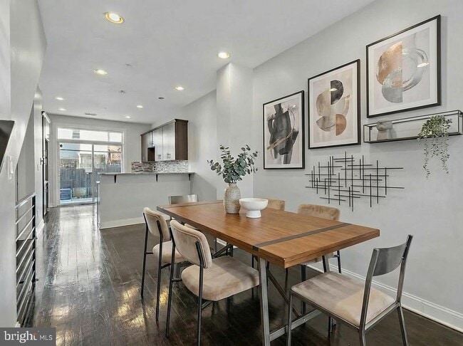 property at 1517 Latona St