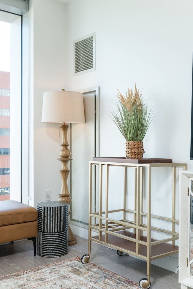 56 Beach St in Boston, MA - Building Photo - Building Photo