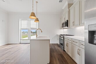 200 Prescott Blvd in Youngsville, LA - Building Photo - Building Photo