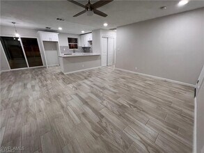 1310 Jeronimo Dr in Naples, FL - Building Photo - Building Photo