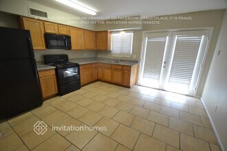 8039 S 24th St in Phoenix, AZ - Building Photo - Building Photo