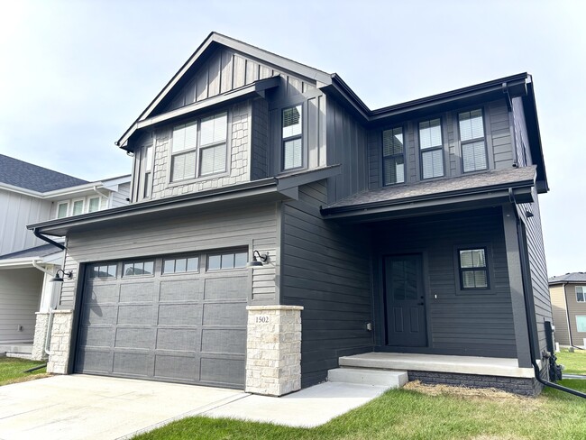 1502 NE Savana Dr in Grimes, IA - Building Photo - Building Photo