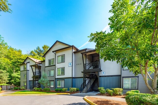 Riverside Park Apartments