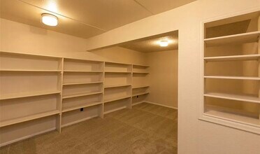2083 Sussex Ln in Colorado Springs, CO - Building Photo - Building Photo