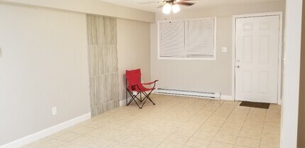 301 Culbreth Ave in Thomasville, NC - Foto de edificio - Building Photo