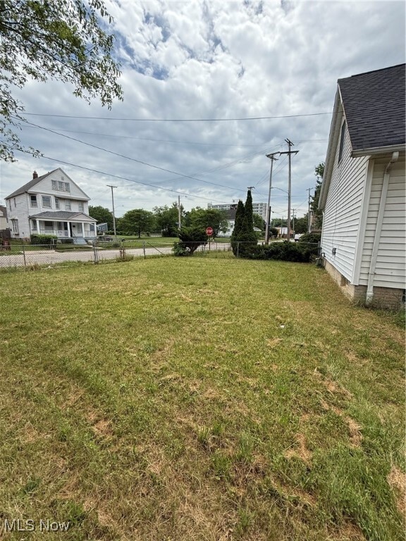 property at 9253 Edmunds Ave