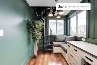 Private bedroom in 4 bed/3 bath Home in Washington, DC - Building Photo - Building Photo
