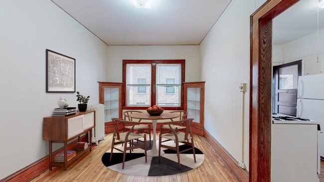 The Breton Apartments in Minneapolis, MN - Foto de edificio - Building Photo