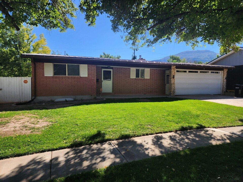 309 S 600 W in Cedar City, UT - Building Photo