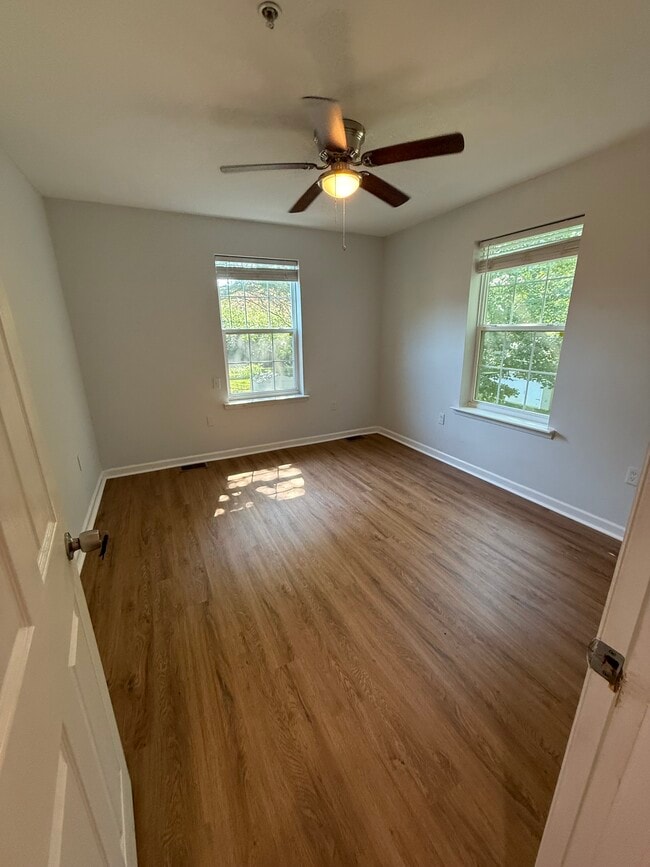 4901 Oglethorpe St in Riverdale Park, MD - Building Photo - Building Photo