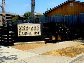 233/235 Carmel Ave in Marina, CA - Building Photo - Building Photo