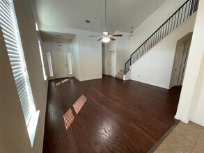 1433 Biscuit Dr in Austin, TX - Building Photo - Building Photo