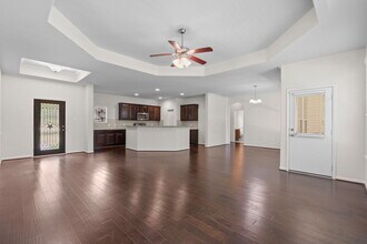 9115 Wapiti Trail in Conroe, TX - Building Photo - Building Photo