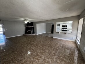 4740 Round Rock Dr in El Paso, TX - Building Photo - Building Photo