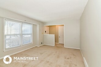 506 N Jefferson St in Raymore, MO - Building Photo - Building Photo