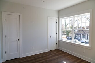 Brightwaters Lofts in Brightwaters, NY - Building Photo - Building Photo