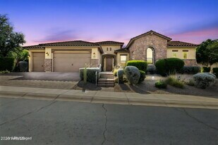 5907 E Calle de Las Estrellas Rd in Cave Creek, AZ - Building Photo
