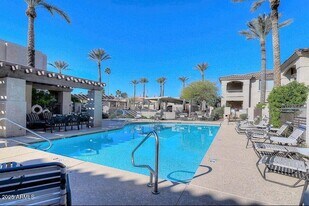 14815 N Fountain Hills Blvd in Fountain Hills, AZ - Building Photo