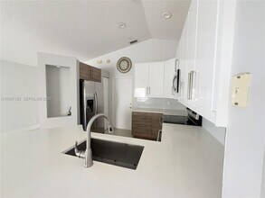 1628 Salerno Cir in Weston, FL - Building Photo - Building Photo