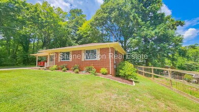 916 Hardwick Cir in Dalton, GA - Building Photo - Building Photo