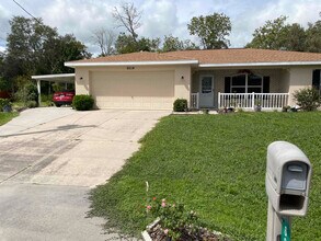 6014 N Buckland Dr in Citrus Springs, FL - Foto de edificio - Building Photo