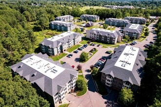 361 Autumn Pond Way in Essex Junction, VT - Building Photo - Building Photo