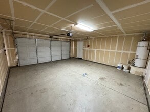 2302 Cape Canyon Ave in Tulare, CA - Building Photo - Building Photo