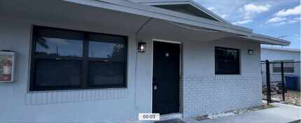 1470 NW 22nd Ct in Fort Lauderdale, FL - Building Photo - Building Photo