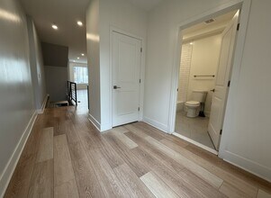 2526 Cecil B. Moore Ave in Philadelphia, PA - Foto de edificio - Building Photo