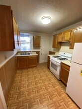 63 Euston Rd, Unit 5 in Boston, MA - Building Photo - Building Photo